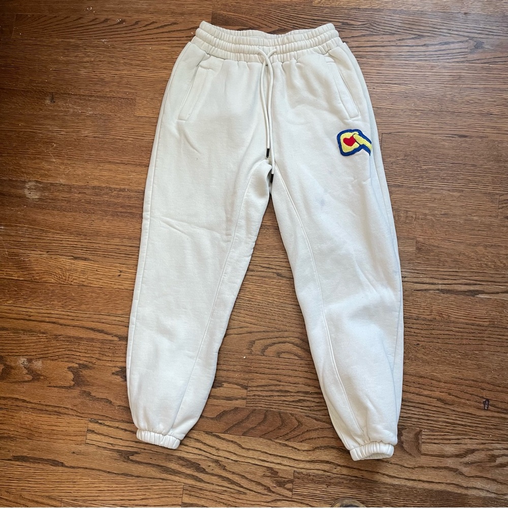 SLUV Men’s Jogger Sweatpantswith Logo Patch Cream Large - Spread Love